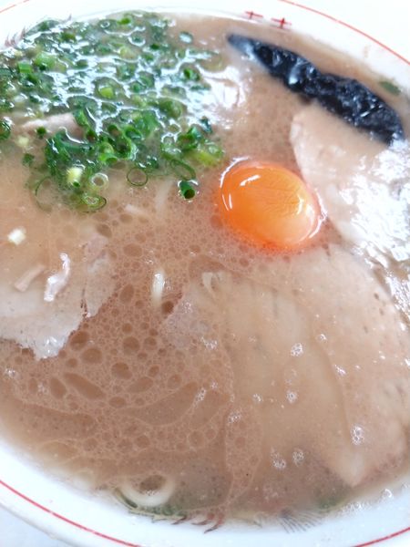 「ラーメン・月見増し」@竜里の写真