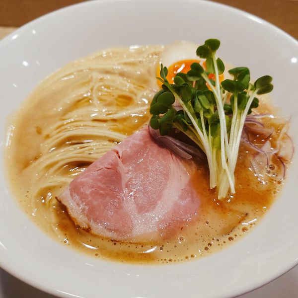 「鶏と水のramen 950円」@鶏白湯泡ramenたまきの写真