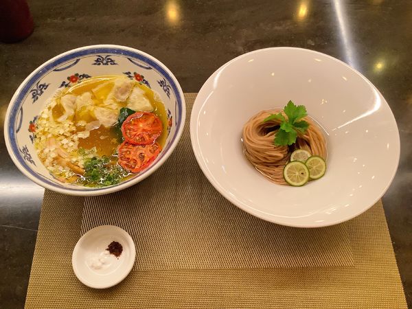 「挽き立て小麦つけめん 雲呑増し」@MENSHOの写真