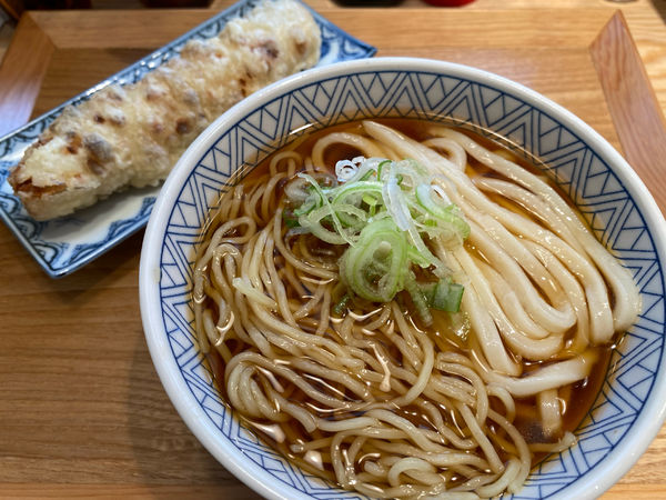 「ころ2種 う中」@長命うどん 東京本店の写真