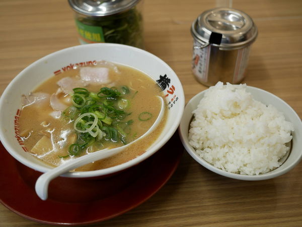 「ラーメンランチ ごわ」@ラーメン横綱 名古屋伏見店の写真