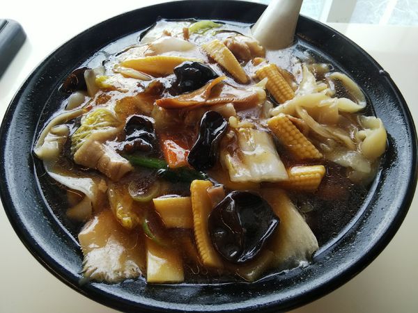 「【限定？】五目あんかけ刀削麺　※サービス券で５００円」@中華料理 唐坊 清水店の写真