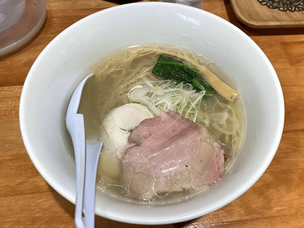 「貝出汁中華そば 800円」@中華そば 芳の写真