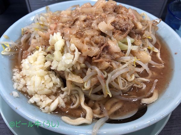 「ラーメン(950円)アブラニンニク」@オリバーヌードルの写真