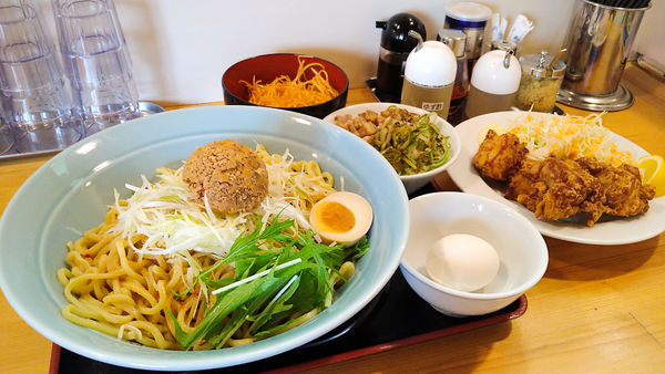 「5月限定/冷やし担々麺+辛ネギ+生たまご+チャーシュー丼　他」@優勝軒 狭山店の写真