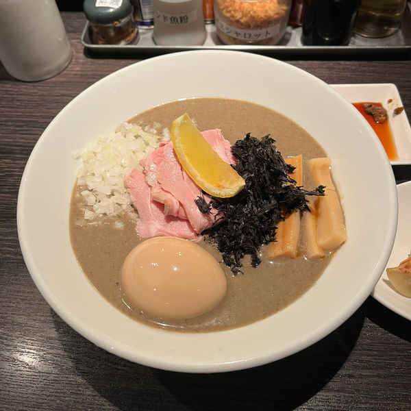 「濃厚煮干しの冷やしソバ」@中華そば 十目一八食堂の写真