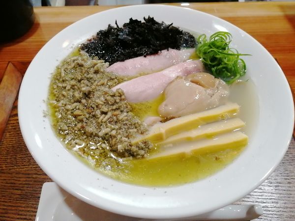 「牡蠣塩蕎麦　950円」@むかんの写真