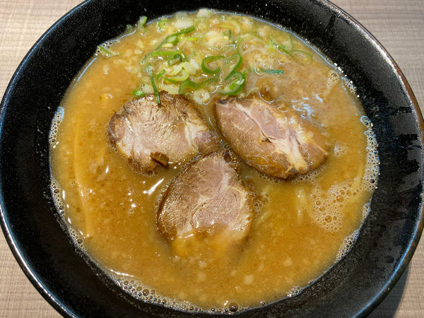 「味噌」@さっぽろラーメン 桑名 新宿御苑店の写真