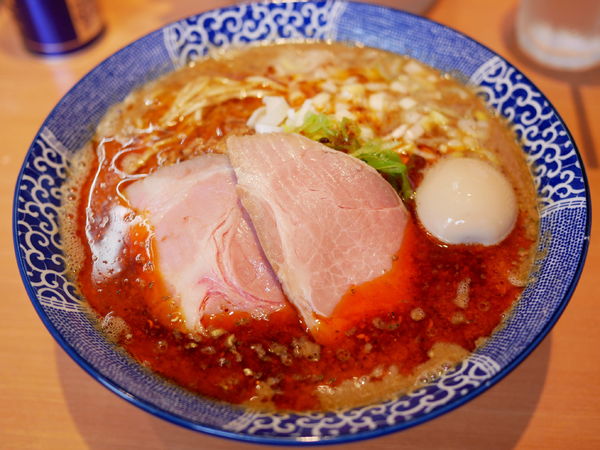 「特製担々麺 黒」@中華そば 虎桜の写真