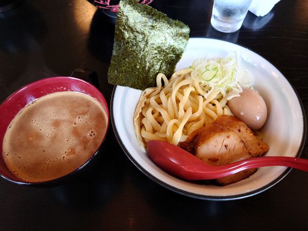 「つけ麺　中盛　味玉　チャーシュー1枚」@麺や 酒処 よし乃の写真
