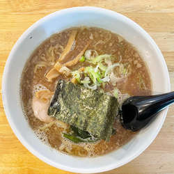 煮干しとんこつ