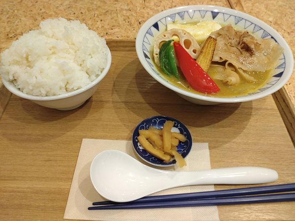 「カレー味噌豚汁定食　９７９円」@ごちとん OOTEMORI店の写真