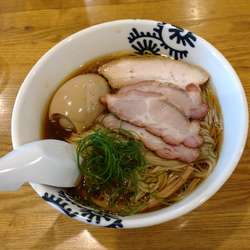 中華そば醤油大盛　味玉