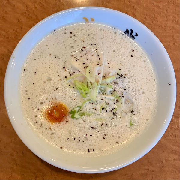 「泡系鶏白湯ラーメン（780円）」@博多一成一代の写真