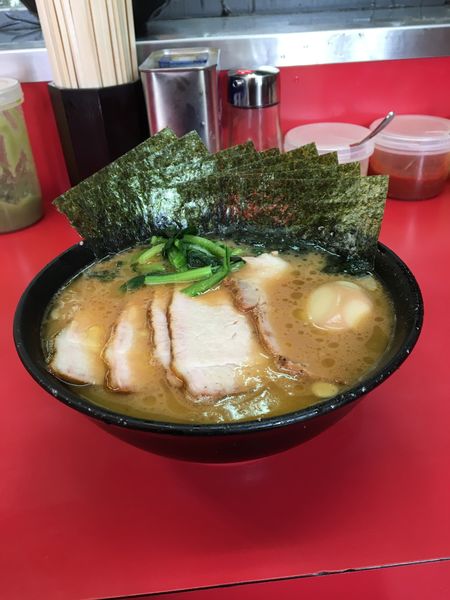「チャーシューメン並＋まぶし」@ラーメン杉田家の写真