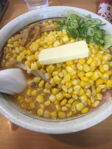 「味噌ラーメン　コーンハーフ、バター」@すすきの亭 御器所店の写真
