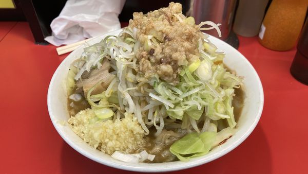 「らーめん（全マシ）」@豚ラーメン 板橋駅前店の写真