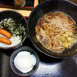 朝定食 Sセット(390円)