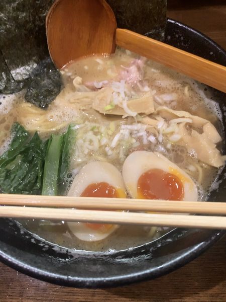 「白湯麺　全部乗せ　1000円」@麺屋 なごみの写真