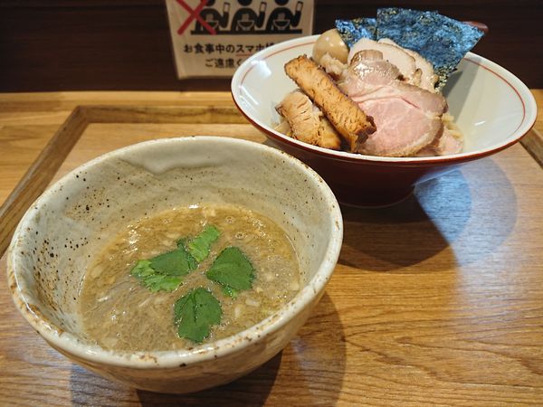 「特製濃厚にぼしつけ麺(中盛)」@(SCLabo)の写真