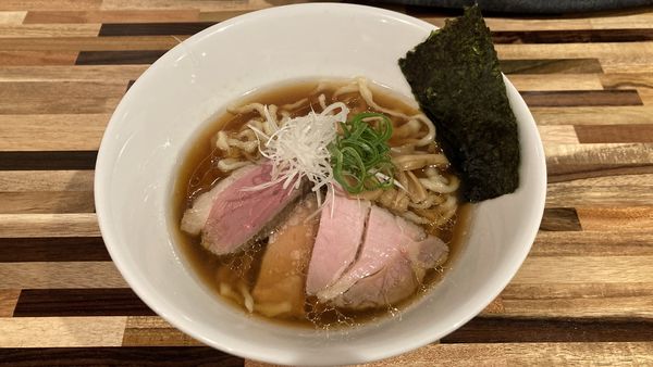 「鴨醤油ラァ麺」@雲のきれまの写真