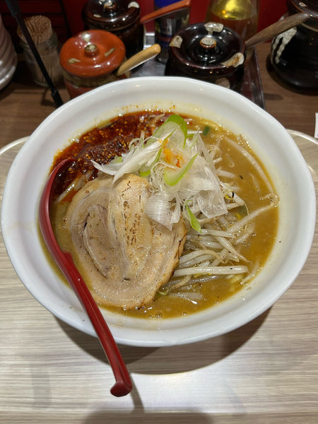 「辛味噌らーめん・並、野菜増し 980円」@らーめん 蓮の写真