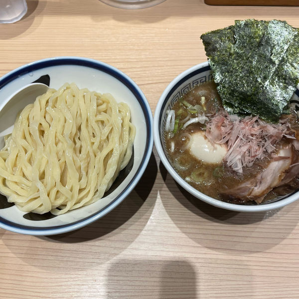 「濃厚魚介特製つけ麺」@らーめん玉 田町店の写真