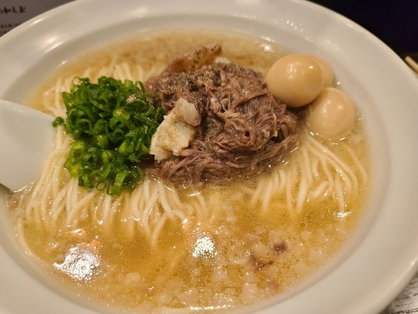 「黒毛和牛のテール出汁そば」@灰汁中華 丿貫 福富町本店の写真