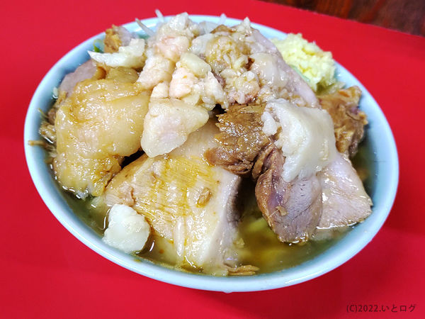 「ラーメン小ぶた入り」@ラーメン二郎 新潟店の写真