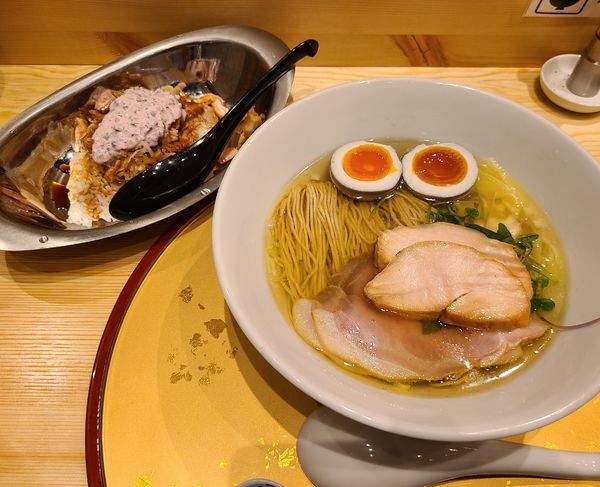 「特製塩ラーメン¥1300+チャーシュー丼¥300」@RAMEN百舌鳥の写真