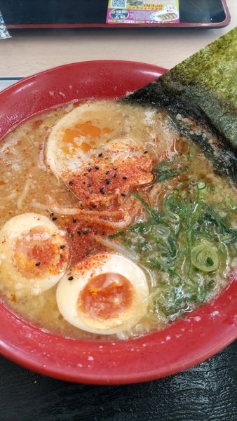 「にんたま味噌ラーメン」@ゆにろ~ず 横戸店の写真