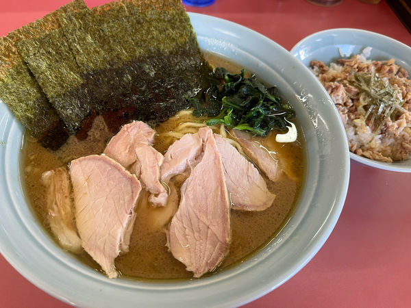 「チャーシューメン中盛¥1,000  チャーシューまぶし¥260」@沼津家の写真