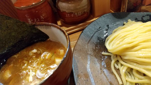 「つけ麺 普通盛(860円)」@つけ麺屋 やすべえ 池袋店の写真