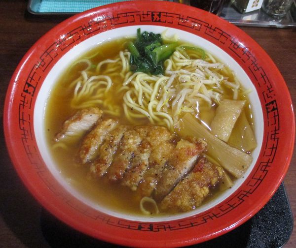 「排骨麺　880円」@万世麺店 新宿西口店の写真
