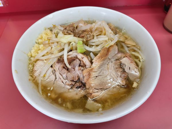「半分　ニンニクアブラ」@ラーメン二郎 小岩店の写真