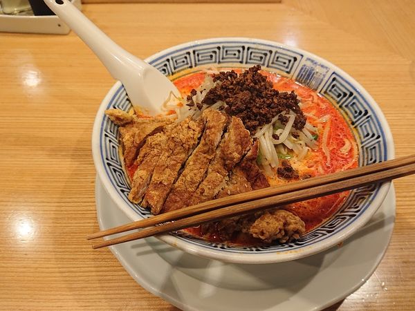 「排骨担々麺 中辛」@希須林 赤坂店の写真