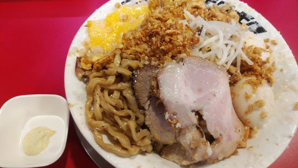 「特製アブラソバ/ﾁｰｽﾞ追加/ｶﾘｶﾘ」@ラーメン ギタギタの写真