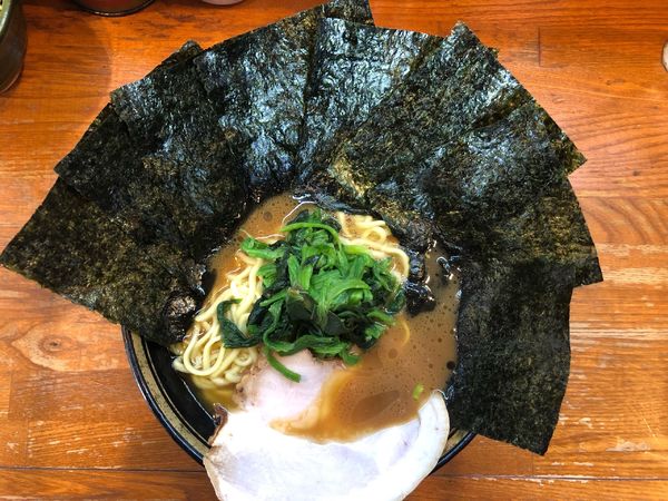 「ラーメン中盛　のり」@末廣家の写真