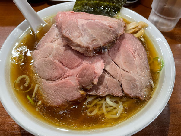 「肉盛らぁめん」@らぁめん蔵持の写真