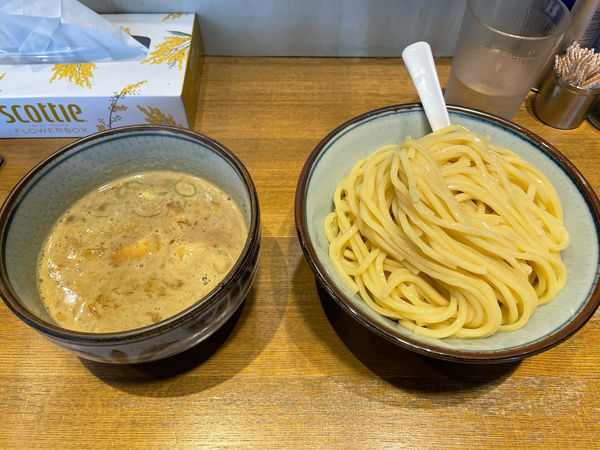 「濃厚煮干しつけ麺」@鼈の写真