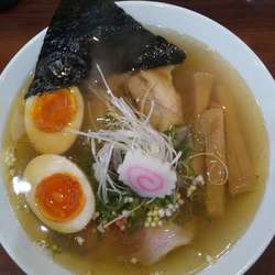 塩中華そば（味玉付き）