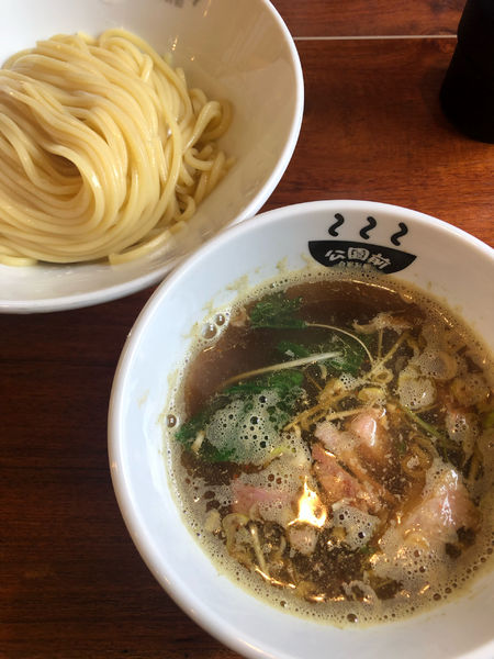 「醤油つけ麺　950円」@公園前の写真