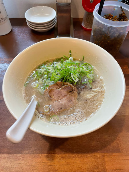 「博多豚骨らーめん」@幸心堂の写真