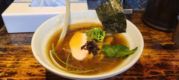「醤油ラーメン」@啜磨専科の写真