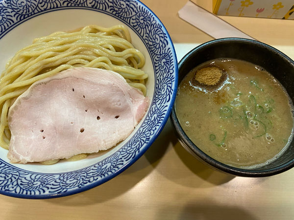 「豚骨魚介つけ麺」@濃厚つけ麺・ラーメン 八重桜の写真