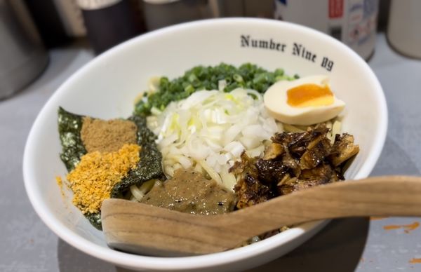 「まぜそば」@麺Dining Number Nine 09の写真