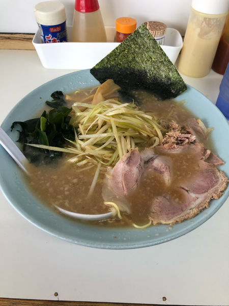 「ネキラーメン中　800円」@◯つばき食堂の写真