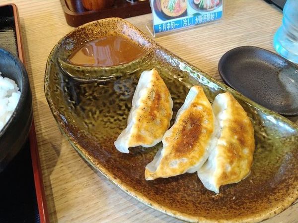 「餃子（3個入り）」@麺場 田所商店 八幡店の写真