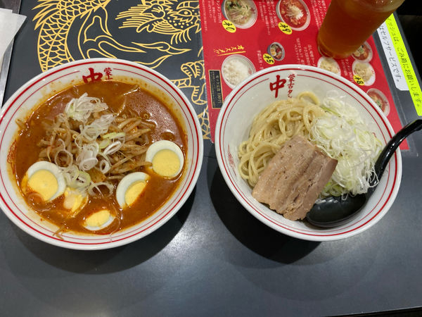 「冷やし味噌卵麺　ネギ　定食　チャーシュー」@蒙古タンメン 中本 上板橋本店の写真