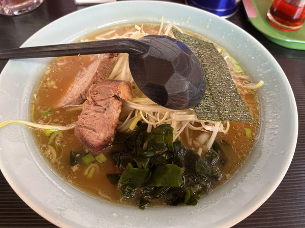 「ネギラーメン　麺硬め」@ニューラーメンショップ 南大野店の写真